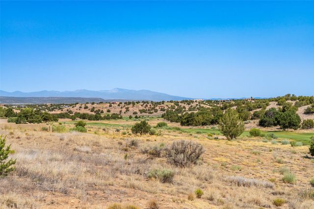 5 Plaza Molleno, Santa Fe, NM 87506