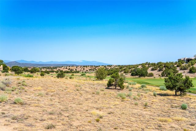 5 Plaza Molleno, Santa Fe, NM 87506
