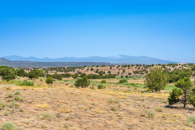 5 Plaza Molleno, Santa Fe, NM 87506