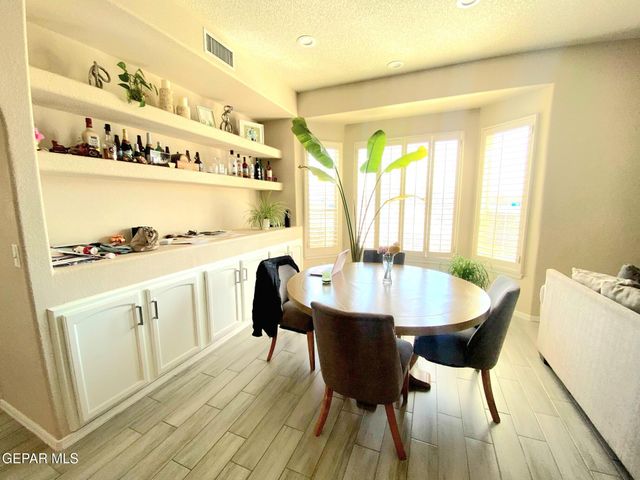 798 Maxey Marie Drive, El Paso, TX 79932
