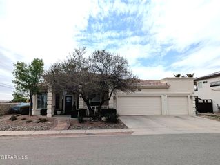 798 Maxey Marie Drive, El Paso, TX 79932