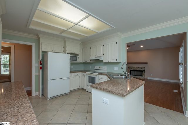 512 Wemberly Lane, Simpsonville, SC 29681