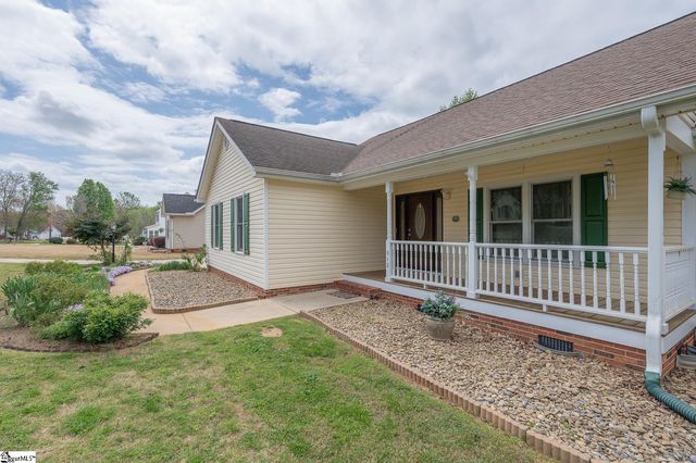 512 Wemberly Lane, Simpsonville, SC 29681