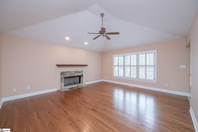 512 Wemberly Lane, Simpsonville, SC 29681