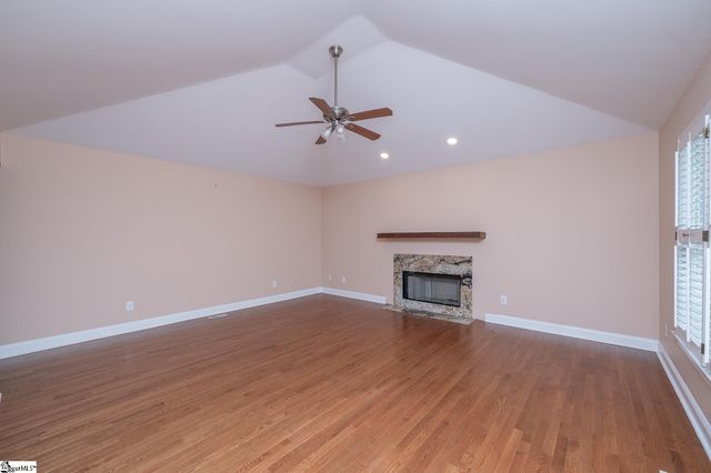 512 Wemberly Lane, Simpsonville, SC 29681