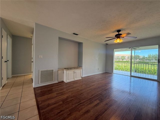 16251 Dublin CIR 204, Fort Myers, FL 33908