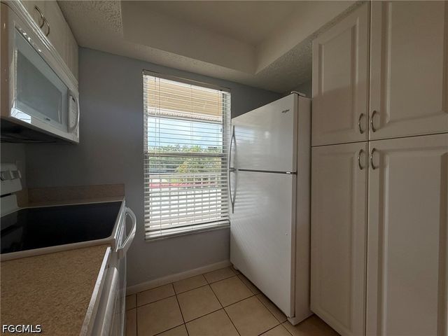16251 Dublin CIR 204, Fort Myers, FL 33908