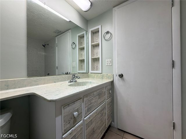 16251 Dublin CIR 204, Fort Myers, FL 33908