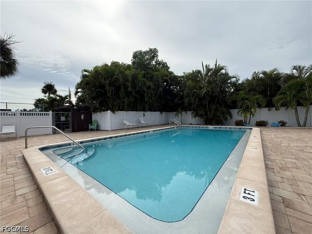 16251 Dublin CIR 204, Fort Myers, FL 33908