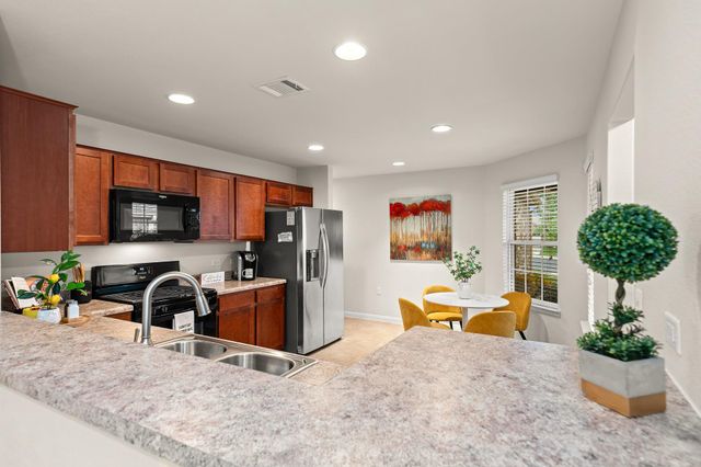 605 Chambers Creek CT, Georgetown, TX 78633