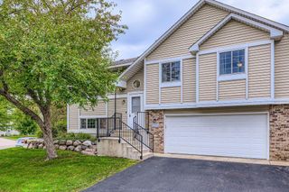 15887 Griffon Path, Apple Valley, MN 55124