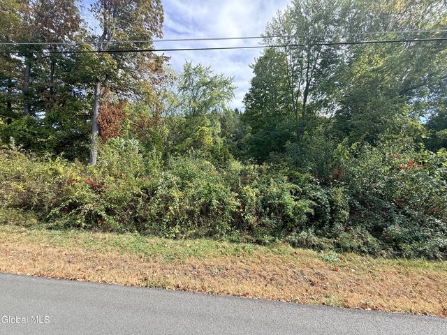 L27 Dusenberry Lane, Brunswick, NY 12180