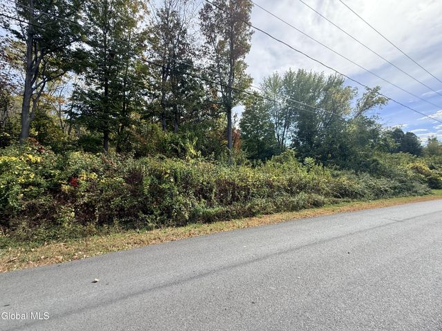 L27 Dusenberry Lane, Brunswick, NY 12180