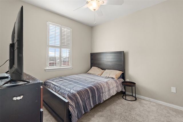 305 Parkwood Drive, Lakewood Village, TX 75068