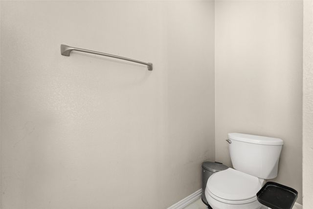 305 Parkwood Drive, Lakewood Village, TX 75068