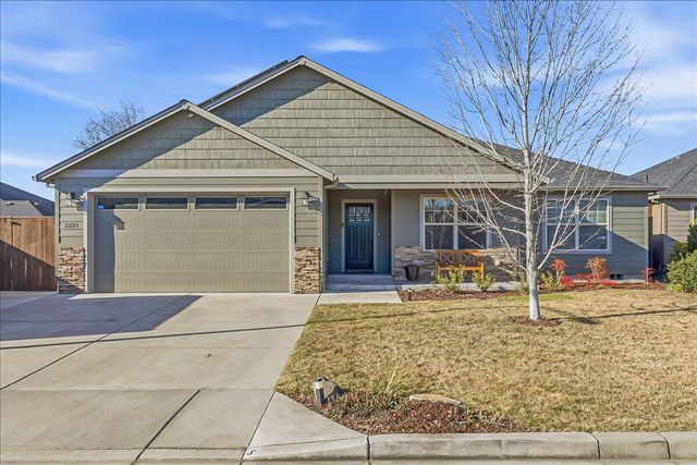 3229 Pecan Court, Medford, OR 97504