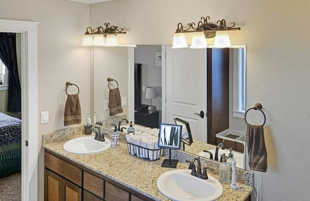 3229 Pecan Court, Medford, OR 97504