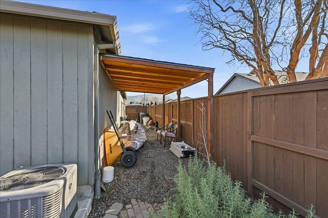 3229 Pecan Court, Medford, OR 97504