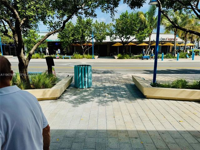 104 Commercial Blvd 4, Lauderdale By The Sea, FL 33308