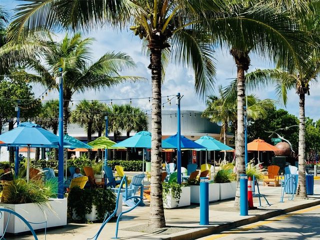 104 Commercial Blvd 4, Lauderdale By The Sea, FL 33308