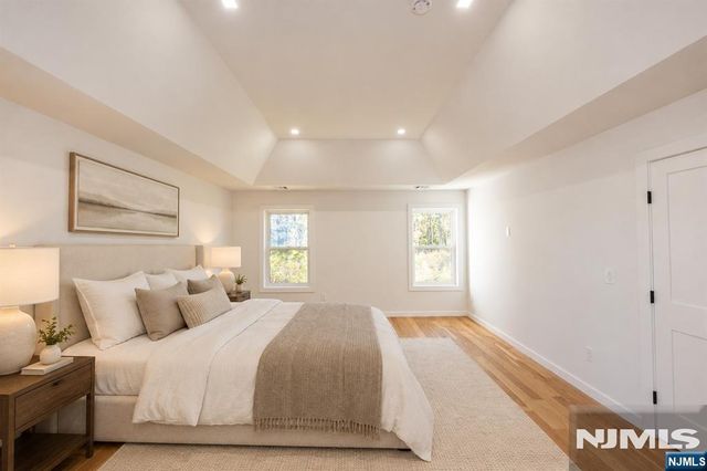 6 Ruby Court, Hamburg, NJ 07419