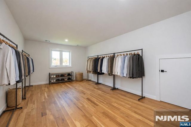 6 Ruby Court, Hamburg, NJ 07419