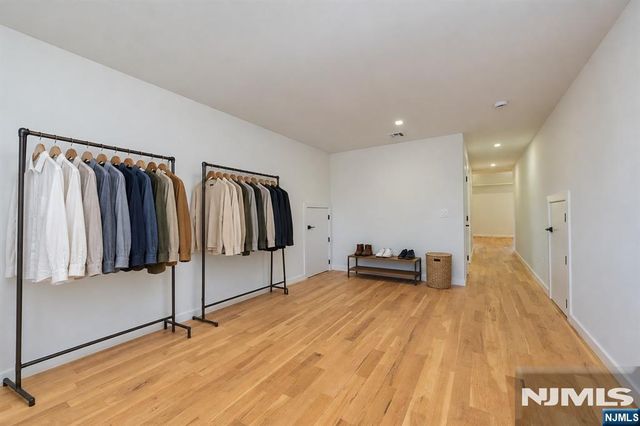 6 Ruby Court, Hamburg, NJ 07419