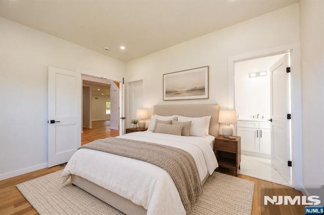 6 Ruby Court, Hamburg, NJ 07419