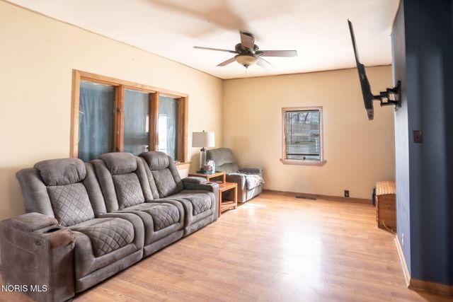 1413 W Washington Street, Montpelier, OH 43543