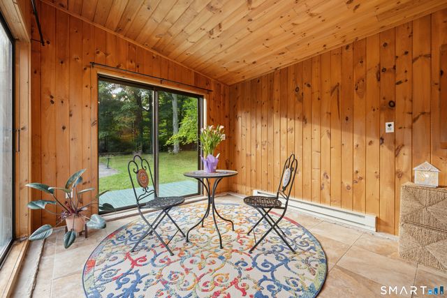 850 Litchfield Turnpike, Bethany, CT 06524