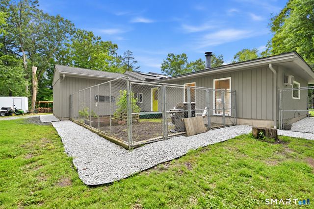 850 Litchfield Turnpike, Bethany, CT 06524