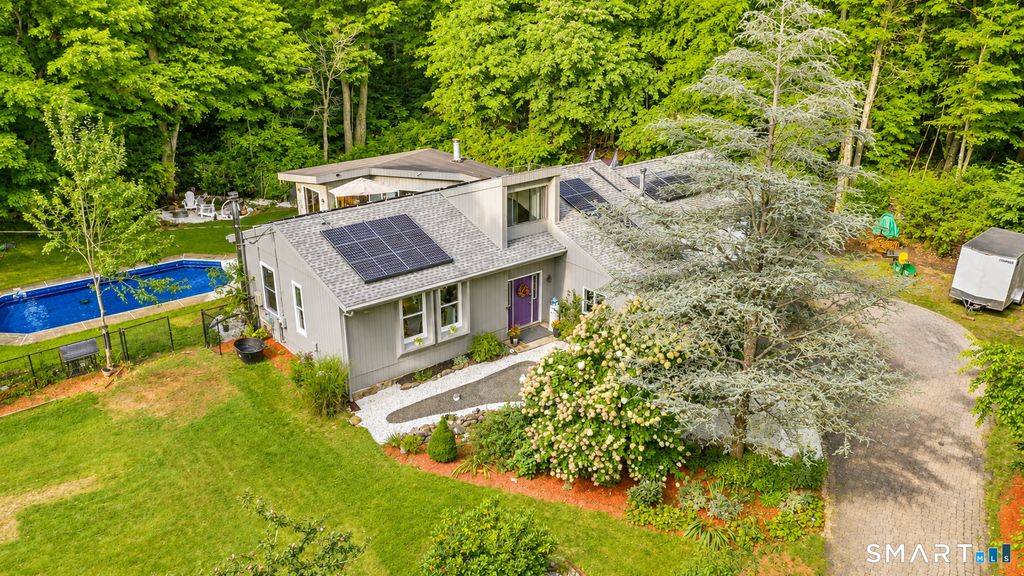850 Litchfield Turnpike, Bethany, CT 06524
