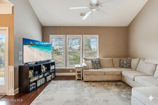 5214 Flank Court, Southport, NC 28461