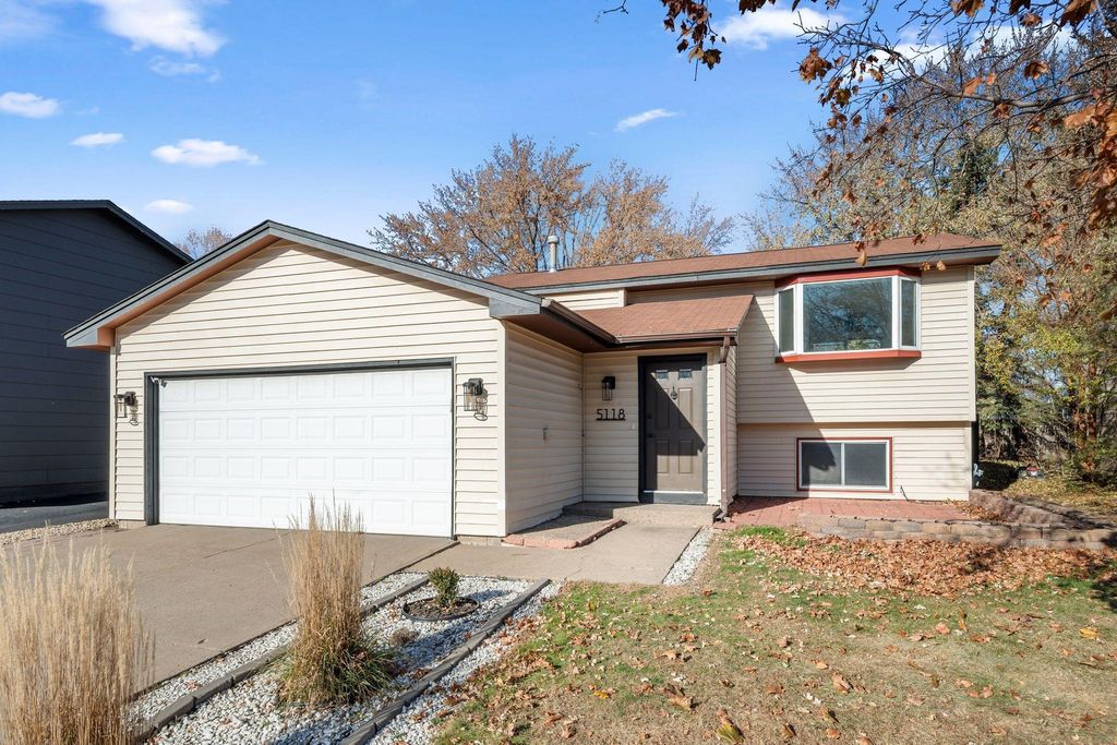 5118 Angeline Avenue N, Crystal, MN 55429
