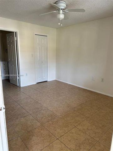 10501 SW 155 1121, Miami, FL 33196