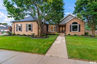 3928 OLD MILL Lane, Springfield, IL 62711