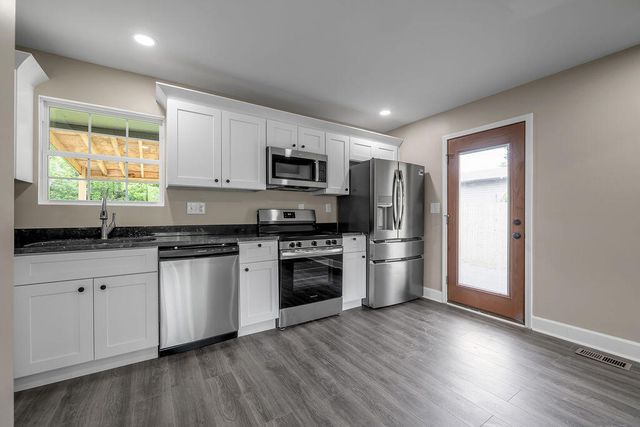 564 Plainview Road, Lexington, KY 40517