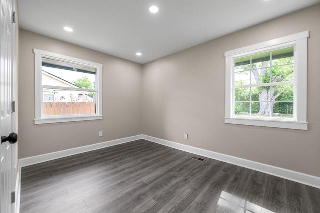564 Plainview Road, Lexington, KY 40517