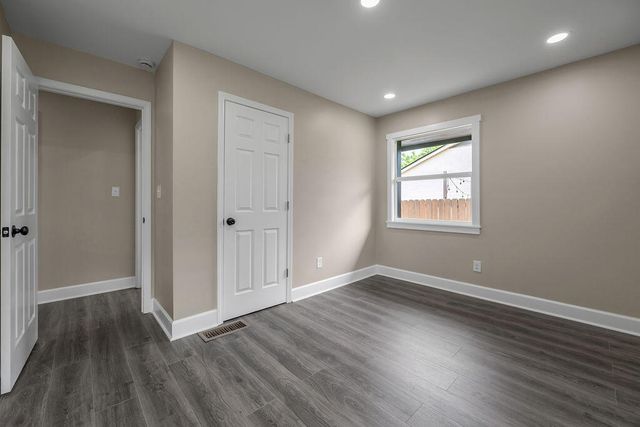 564 Plainview Road, Lexington, KY 40517