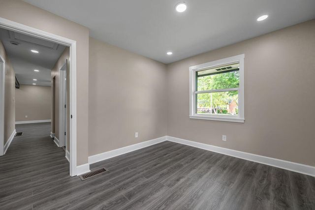 564 Plainview Road, Lexington, KY 40517