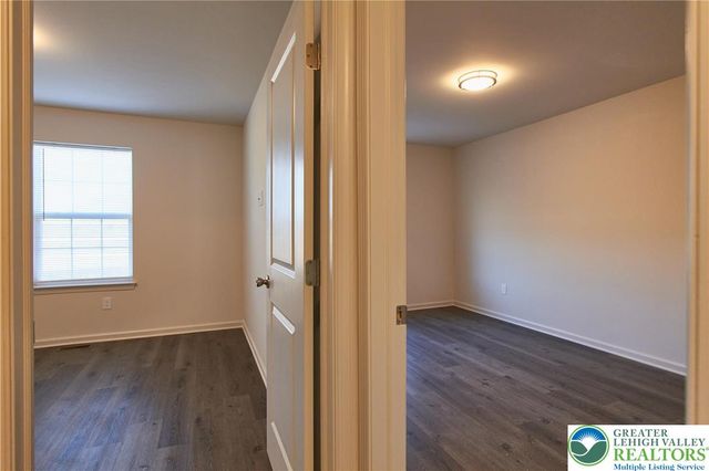6639 Stein Way, Lower Macungie Twp, PA 18062