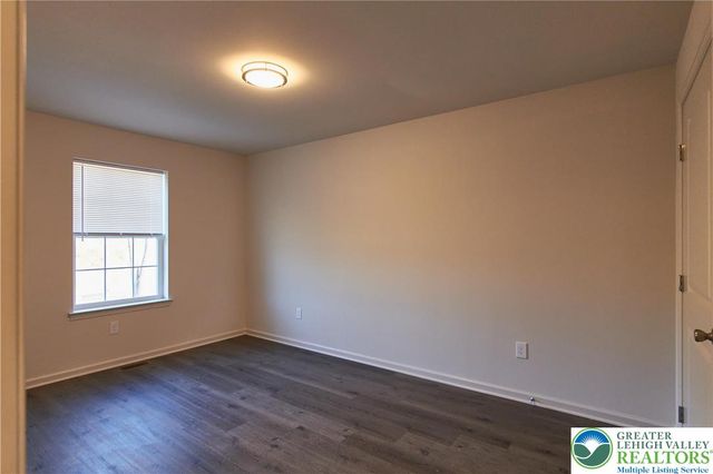 6639 Stein Way, Lower Macungie Twp, PA 18062