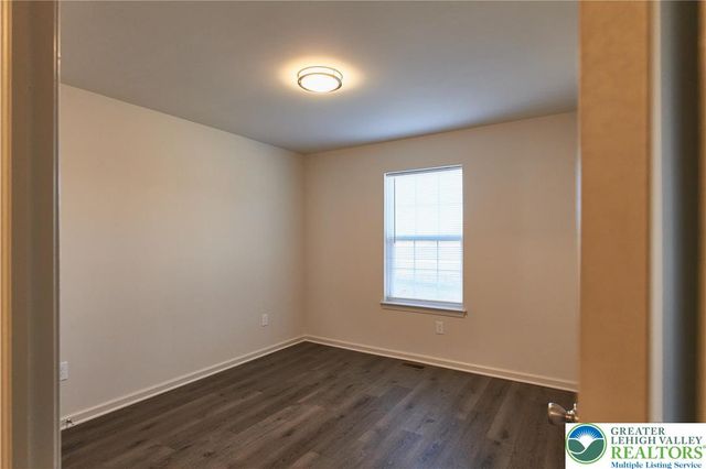 6639 Stein Way, Lower Macungie Twp, PA 18062