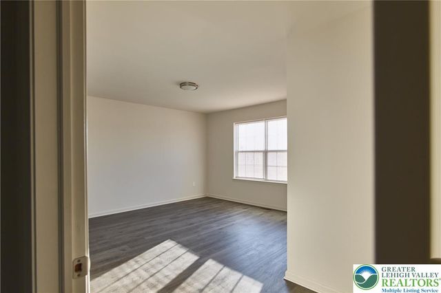 6639 Stein Way, Lower Macungie Twp, PA 18062