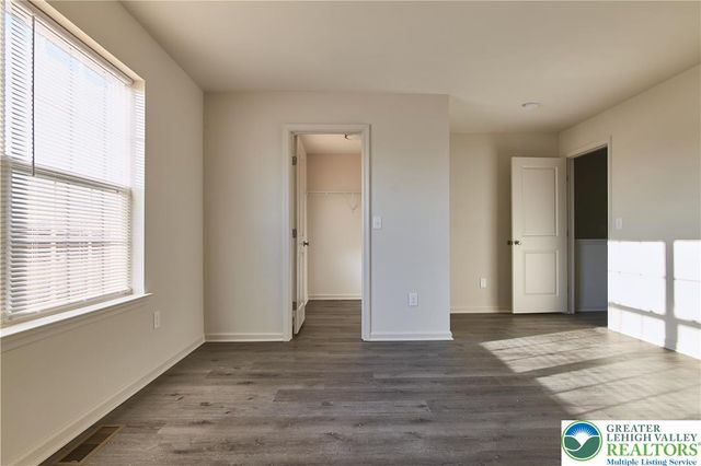 6639 Stein Way, Lower Macungie Twp, PA 18062