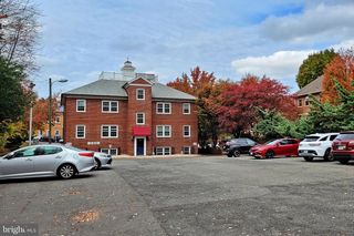 210 LITTLE FALLS ST, Falls Church, VA 22046