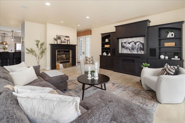 1200 Bluegrass Dr W, Billings, MT 59106