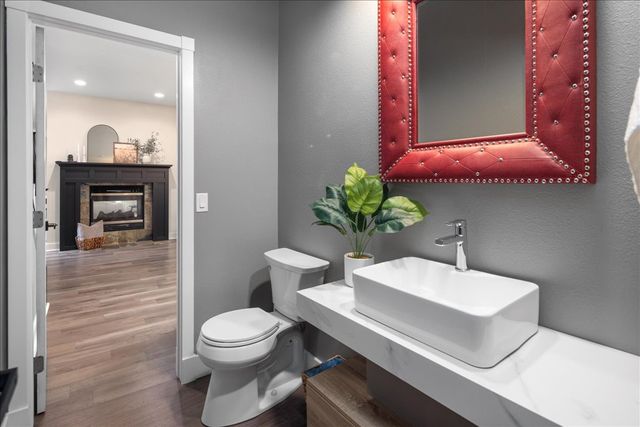 1200 Bluegrass Dr W, Billings, MT 59106