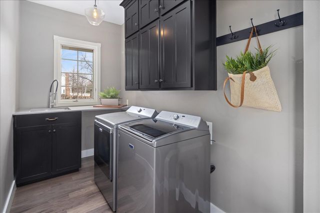 1200 Bluegrass Dr W, Billings, MT 59106