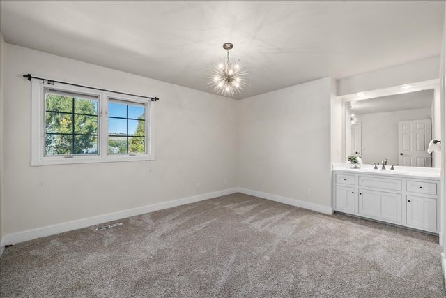 1200 Bluegrass Dr W, Billings, MT 59106